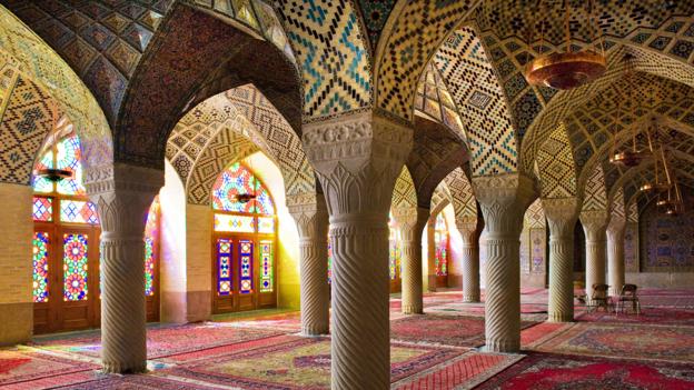 D8W581 Iran, Shiraz, Nasir Ol Molk mosque