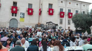 Paella gegant a la plaça Major d'Albaida
