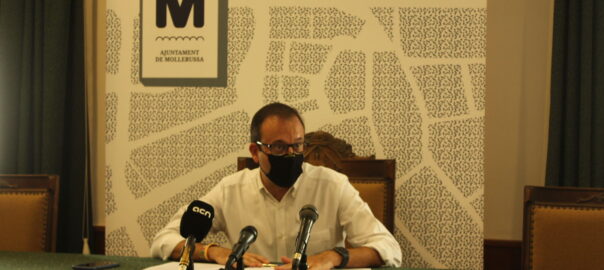 M.Solsona durant la roda de premsa del dimart