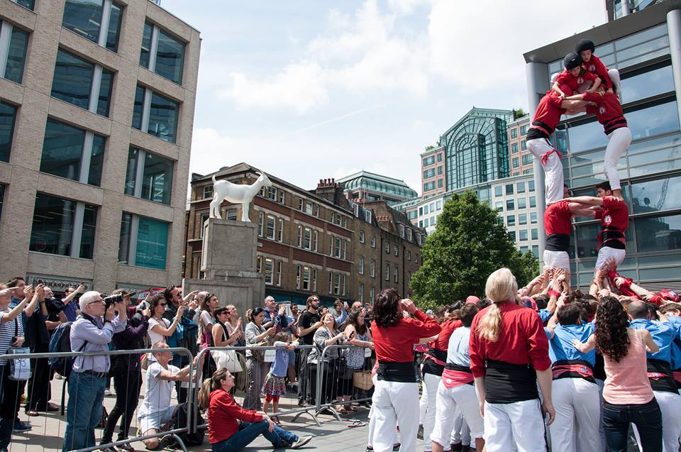 Human towers in London in 2016