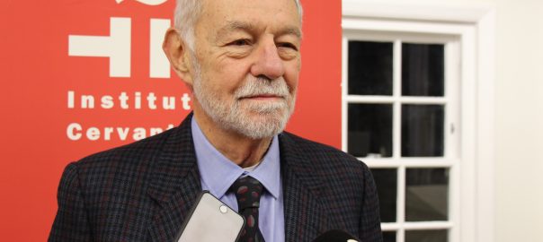 Eduardo Mendoza, a favor dels toros i contra Sant Jordi.