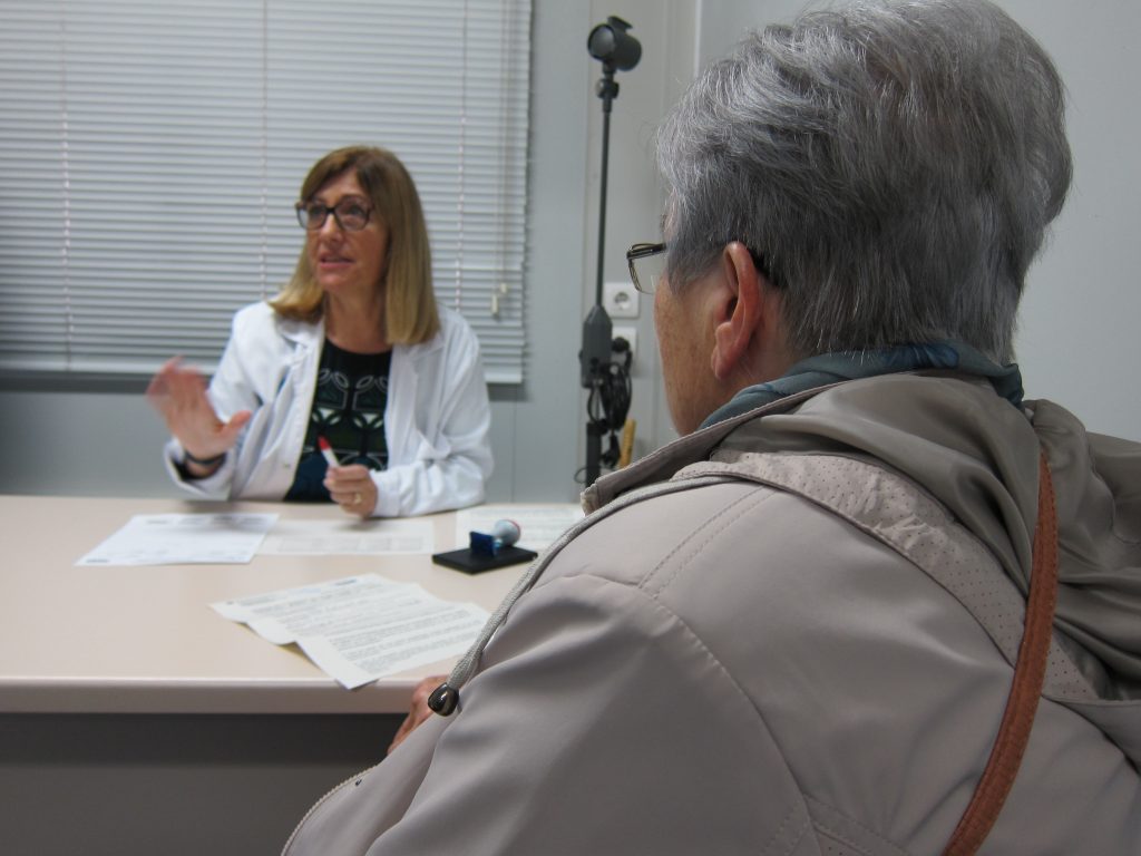 Salut penjarà cartells amb vocabulari mèdic en català als centres sanitaris