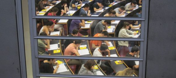 Imatge d'arxiu d'un examen de les PAU a la universitat UPF de Barcelona.