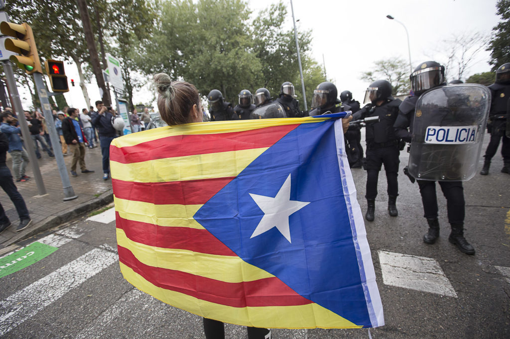 Els CDR i l’ANC fan una crida a reivindicar el Primer d’Octubre a la plaça Sant Jaume de Barcelona