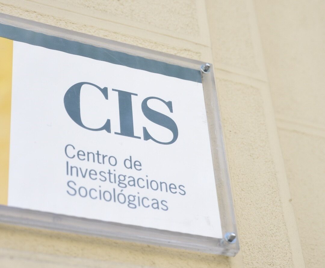 El CIS redueix a cinc punts l'avantatge del PSOE respecte del PP