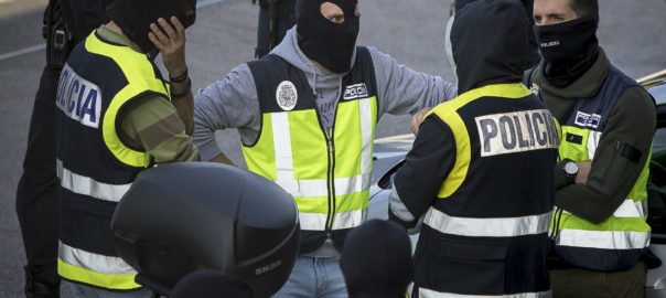 Imatge d'arxiu d'un operatiu de la policia espanyola