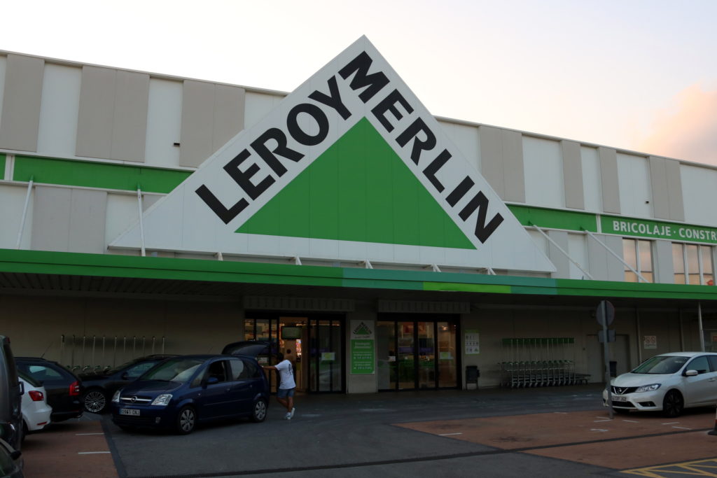 [ÀUDIOS] Destapen discriminacions lingüístiques a Alcampo i Leroy Merlin: “Posa tantes queixes com vulguis”
