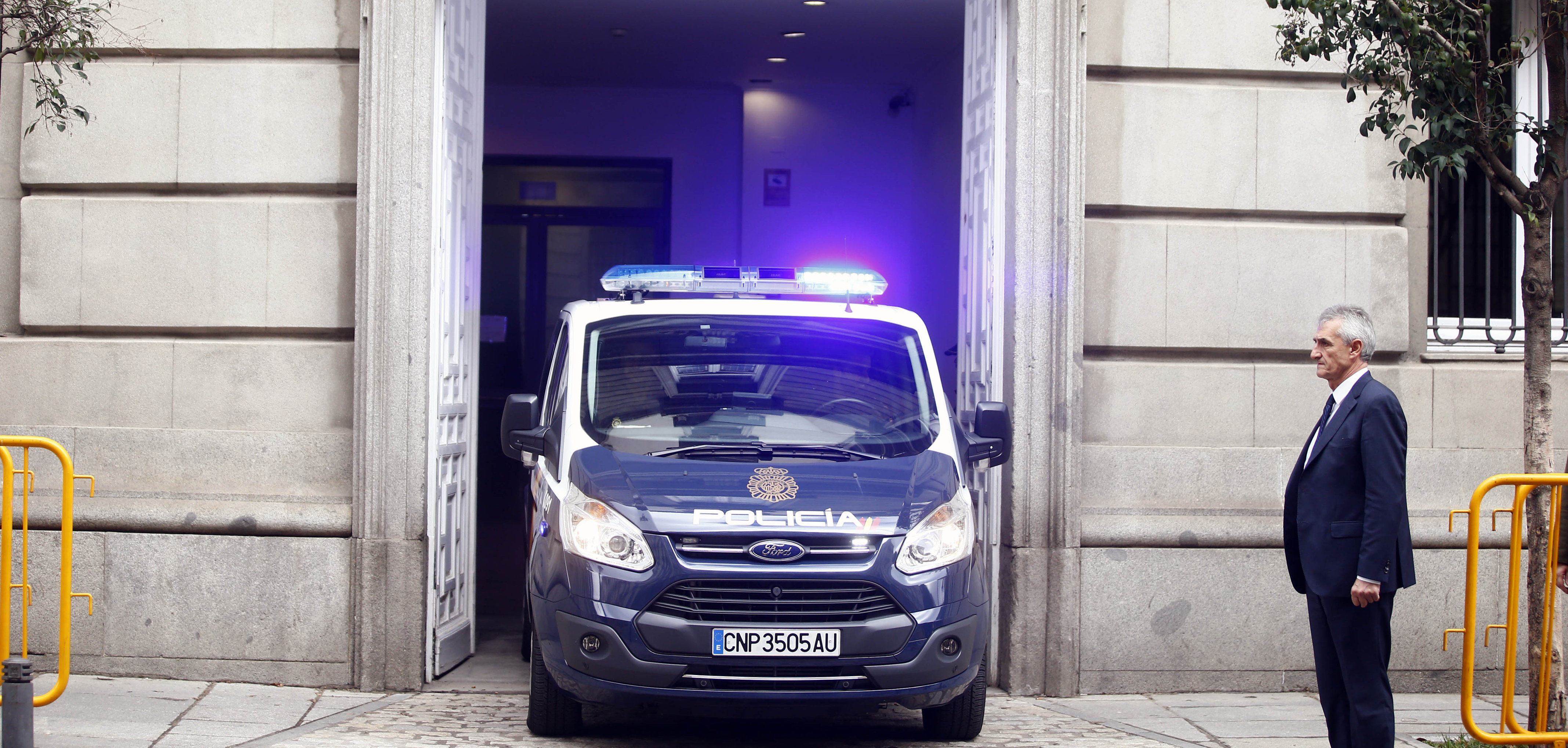 El furgó de la policia espanyola que portava Oriol Junqueras a Estremera quan Pablo Llarena li havia denegat la llibertat
