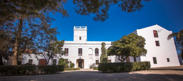 El Mas Miró, a Mont-roig del camp, casa pintada a l'obra 'La masia' de Joan Miró