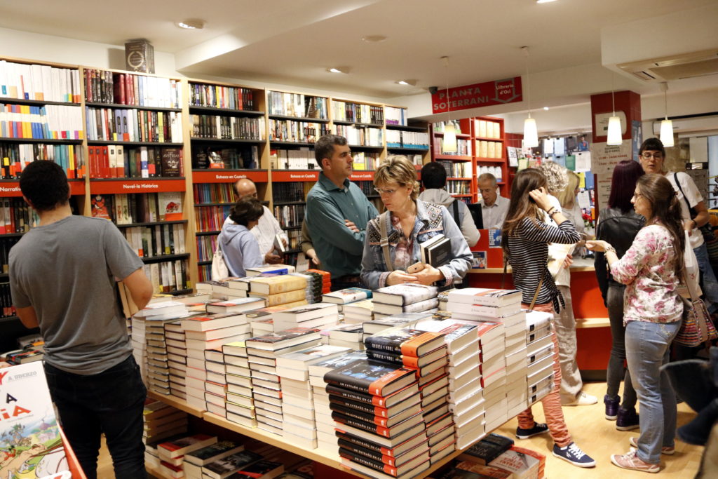 Bookish i FNAC, moviments estratègics divergents en el sector de les llibreries