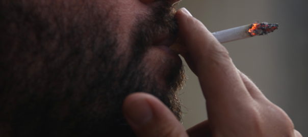 Normes contra coronavirus pais valencia fumar