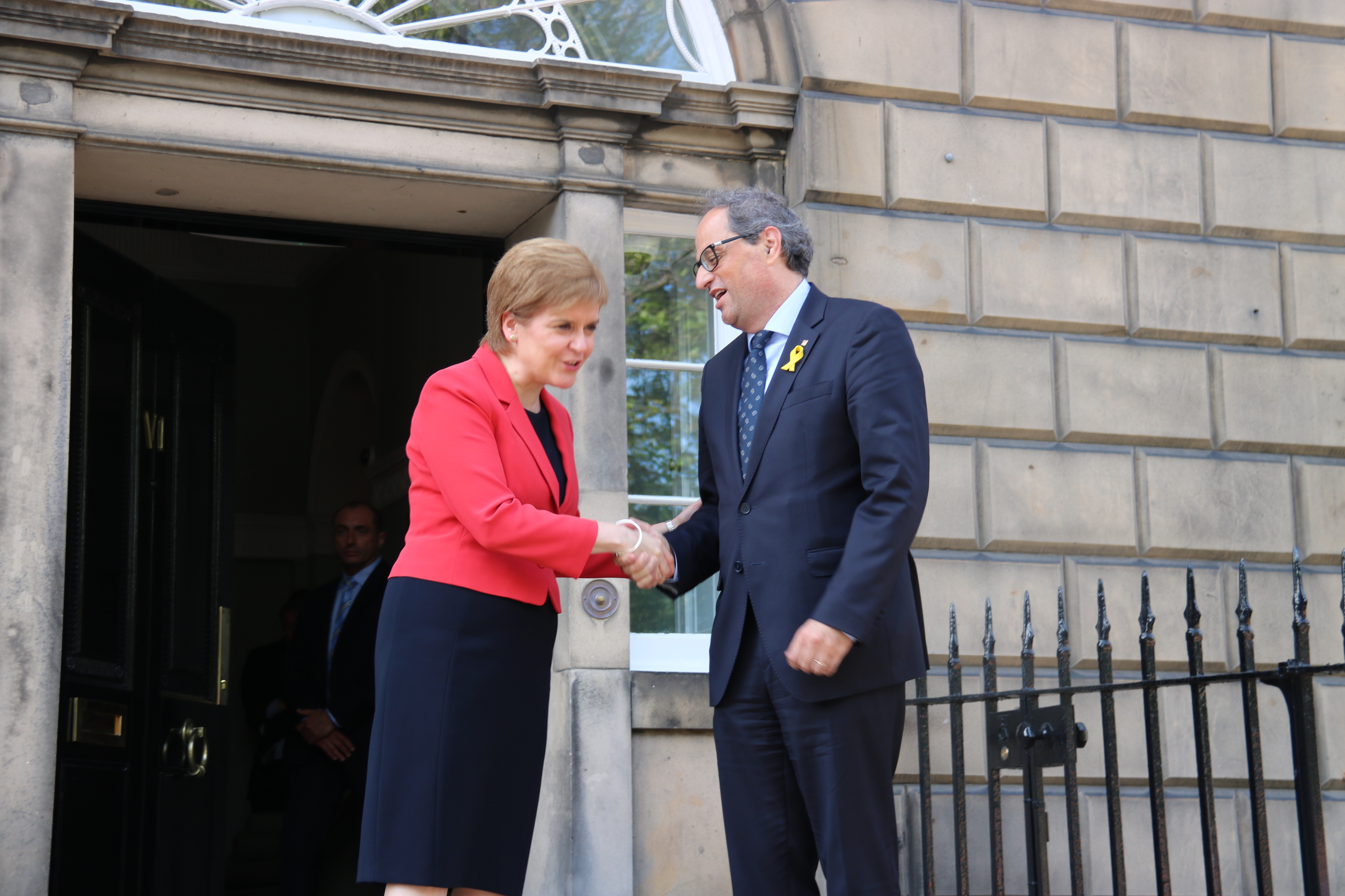 La primera ministra d'Escòcia, Nicola Sturgeon, i el president català, Quim Torra, l'11 de juliol