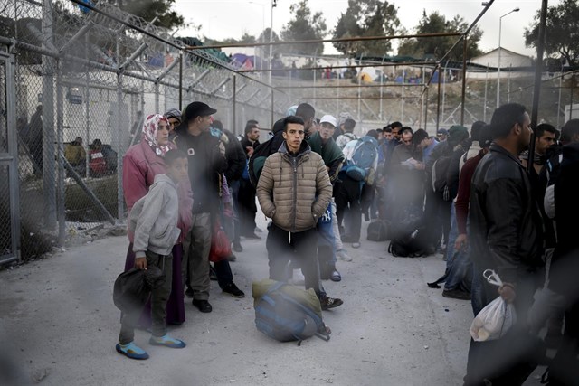 Migrants empresonats en el 'hotspot' de Moria a l'illa grega de Lesbos