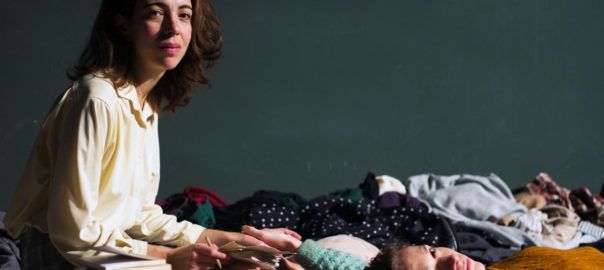 Aina Huguet i Ariadna Fígols en un moment de l'obra