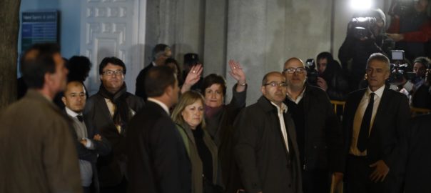 mesa parlament tsjc