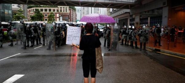 policia protestes hong kong