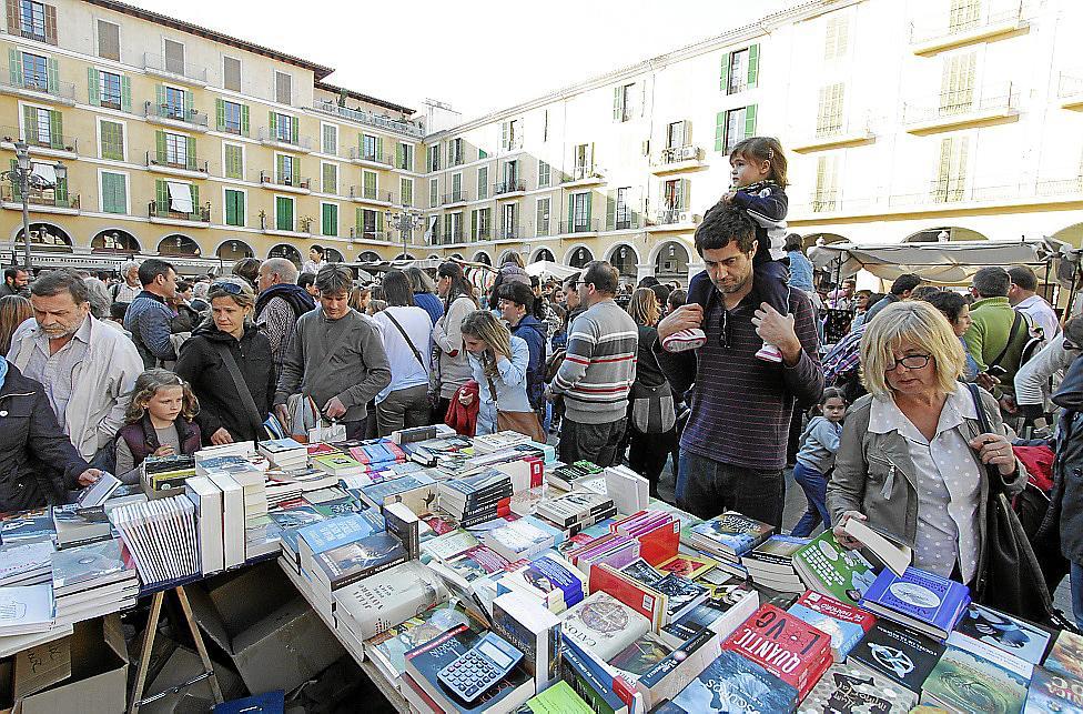 Sant Jordi a Palma, un dels moments en què les editorials menudes poden arribar als lectors