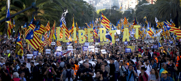 Manifestació unitària contra la sentència al carrer Marina de Barcelona.