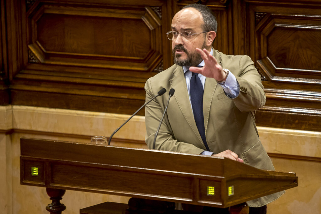 Fernández demana el vot pel PPC per “enviar a Sánchez i a Puigdemont a la paperera de la història”