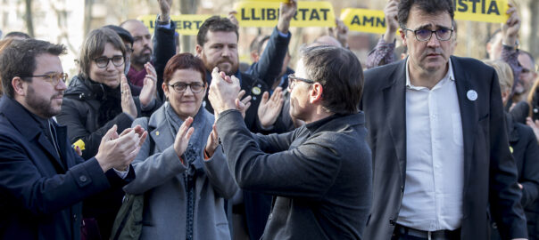 El TSJC va aixecar les mesures cautelars del cas de Jové i Salvadó ara fa un any, però la Caixa de Solidaritat diu que no ha recuperat l'1,6 milions d'euros que va aportar per les fiances