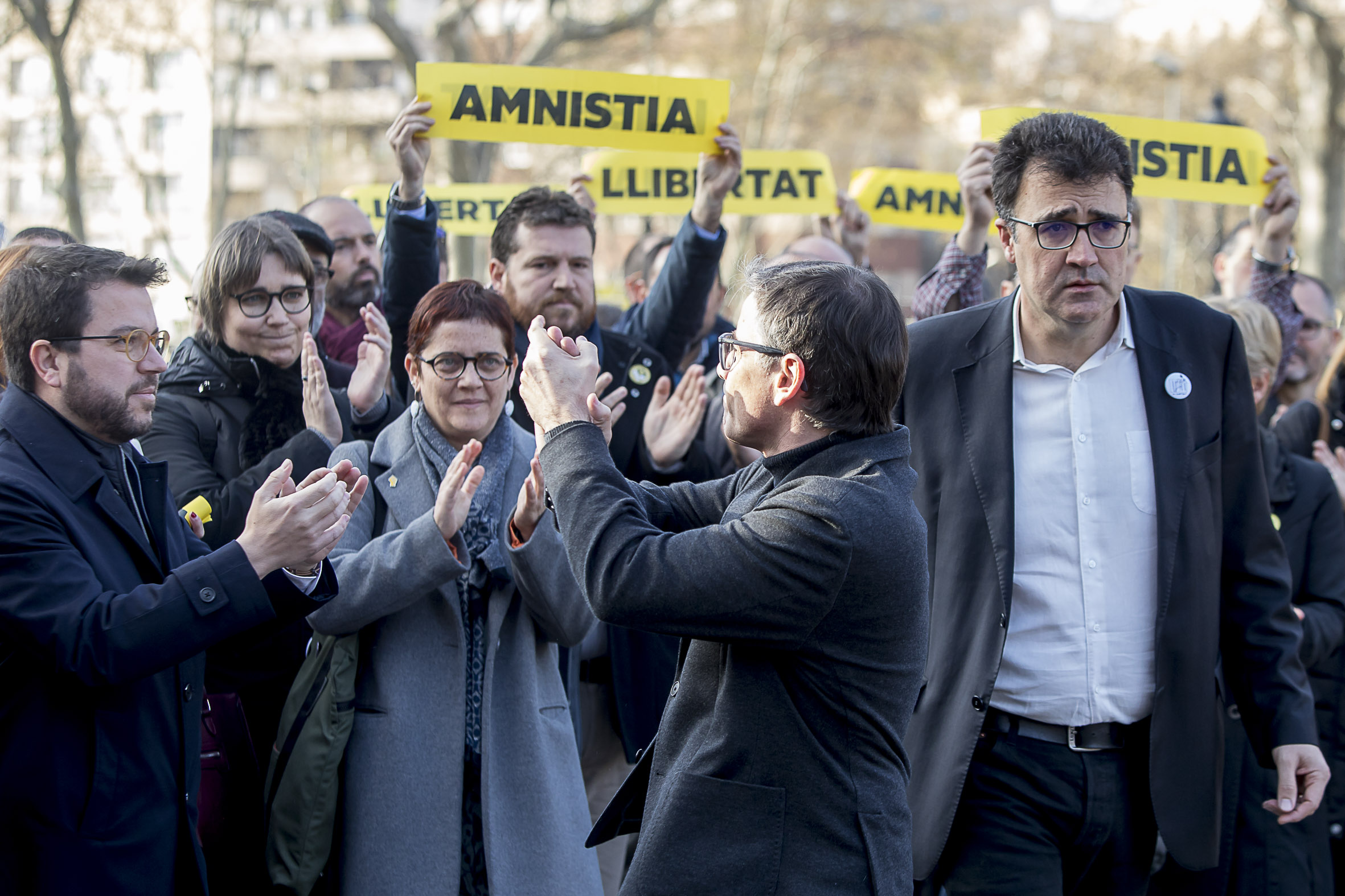 El TSJC va aixecar les mesures cautelars del cas de Jové i Salvadó ara fa un any, però la Caixa de Solidaritat diu que no ha recuperat l'1,6 milions d'euros que va aportar per les fiances