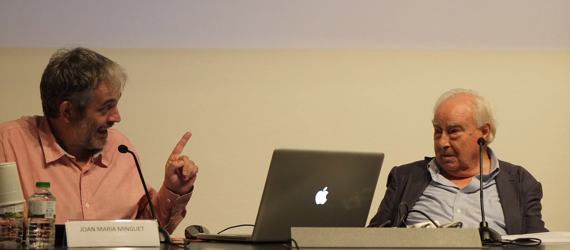 Arnau Puig, presidint una de les taules del curs que va dirigir, 'La filosofia dels mots, de les imatges, dels instruments', a La Virreina LAB, tardor del 2014 (fotografia: Joan Casellas).