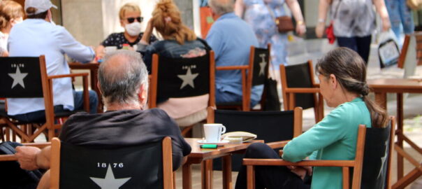 Mesures seguretat trobada familiars i amics bars