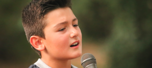Maxime: la història del nen que triomfa a la televisió francesa cantant en  català