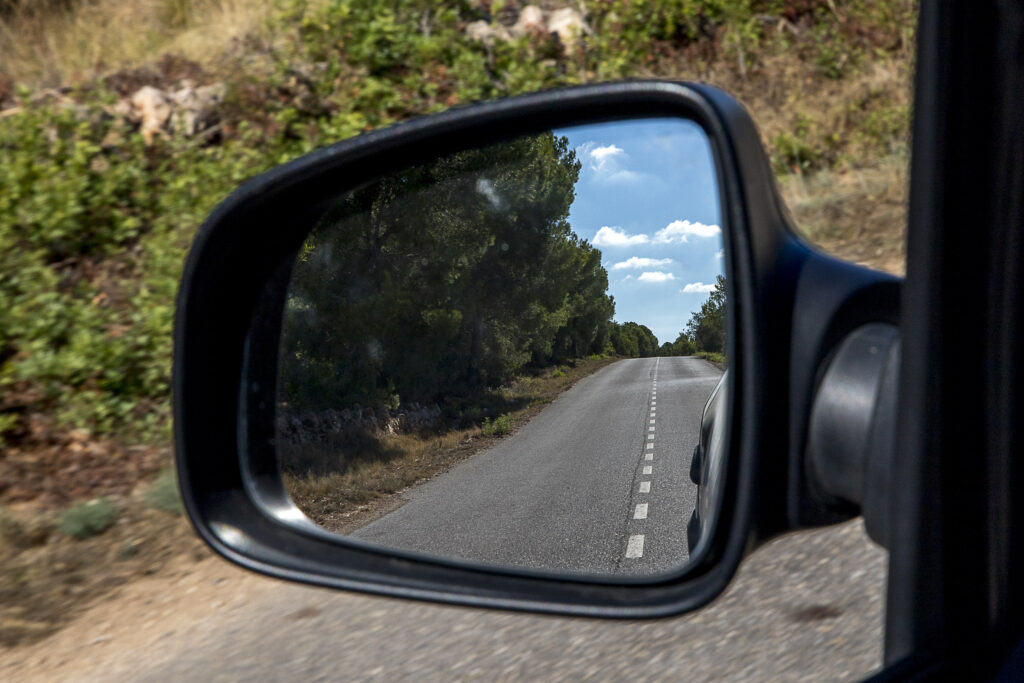 Dos morts i tres ferits greus en dos accidents a les carreteres catalanes