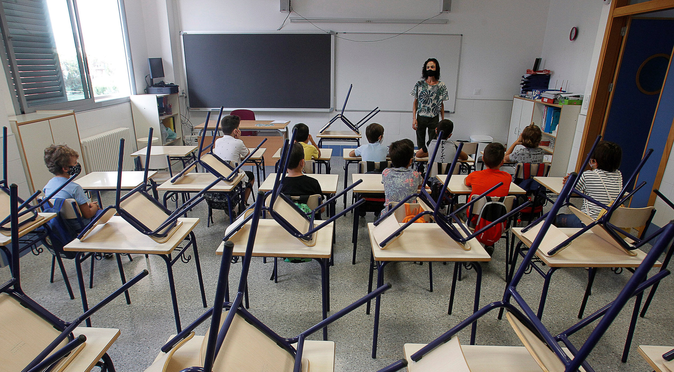 Spain May End Catalan-Only Schools - Language Magazine