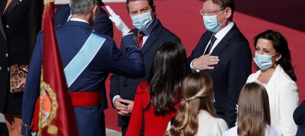 Ximo Puig saluda Felipe VI