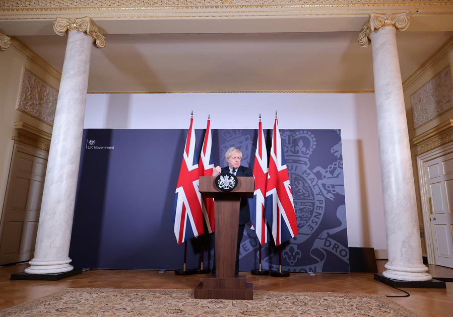 Boris Johnson durant la conferència de premsa en que ha anunciat l'acord. Foto: EPA/Andrew Parsons
