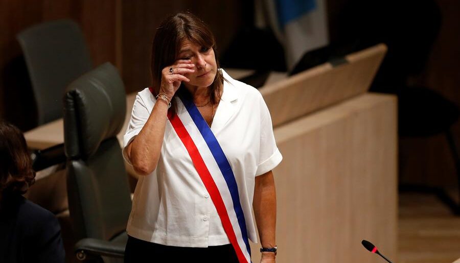 Michèle Rubirola el dia de la seva elecció com a batllessa. Fotografia: EFE/EPA/SEBASTIEN NOGIER