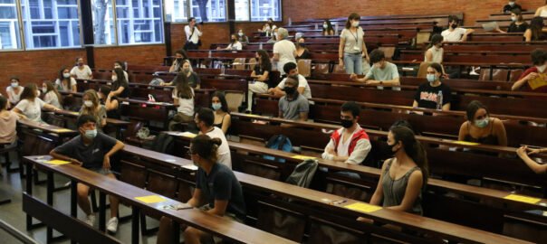 Quines són les notes de tall del 2021 per grau universitari i universitat? En aquest article us les oferim