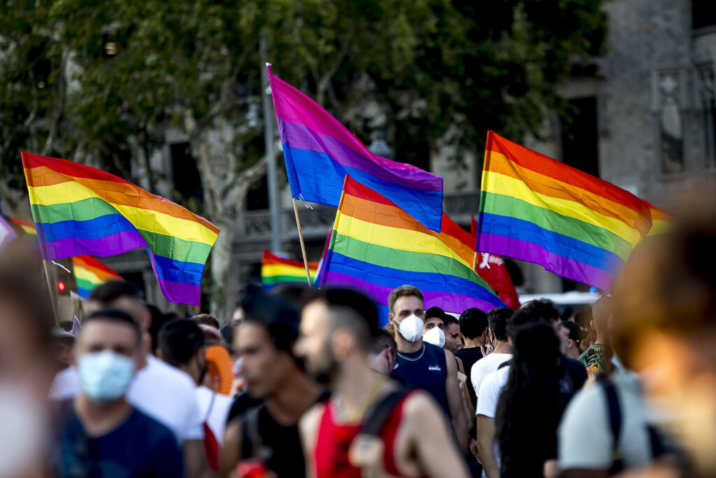 Guia per a no deixar-se perdre res de l’Orgull LGBT a Barcelona, València i Palma