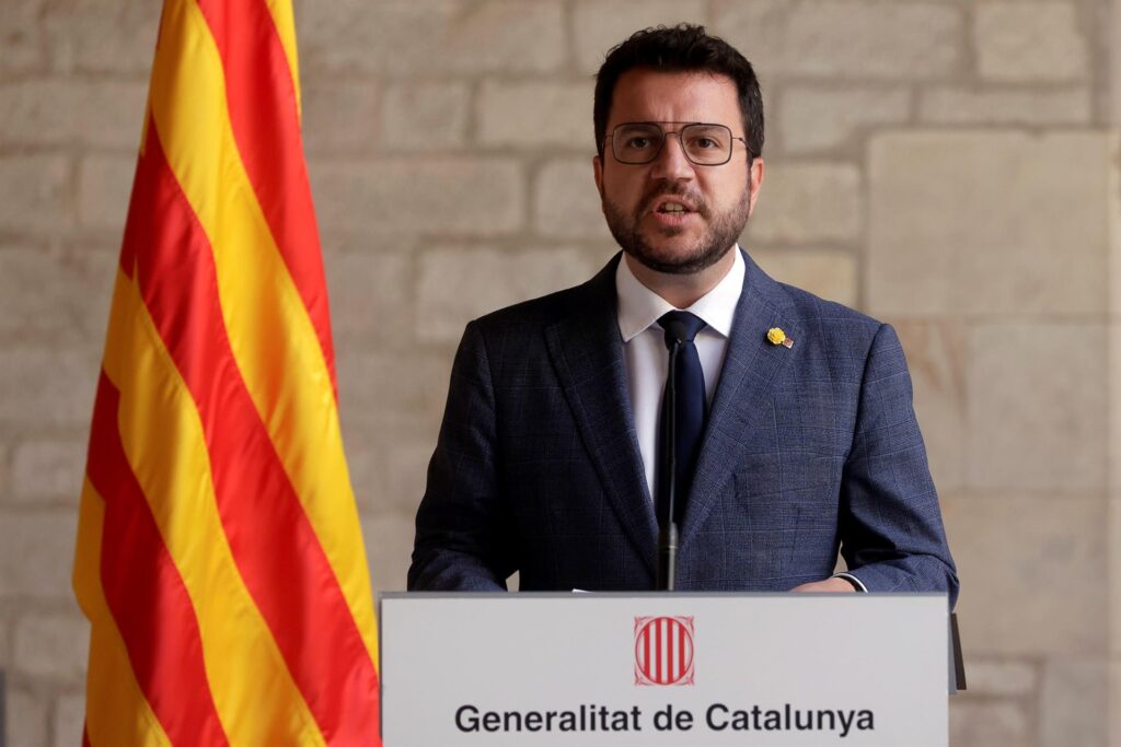 Quina notícia us va impactar més l’any 2021? Jugueu al nou joc dels ‘Trenta anys!’ i podreu emportar-vos un regal