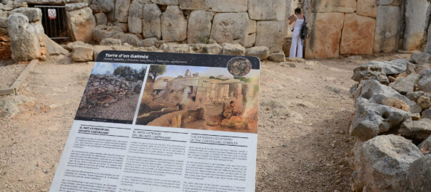 Poblat talaiòtic Torre d'en Galmés, a Menorca.