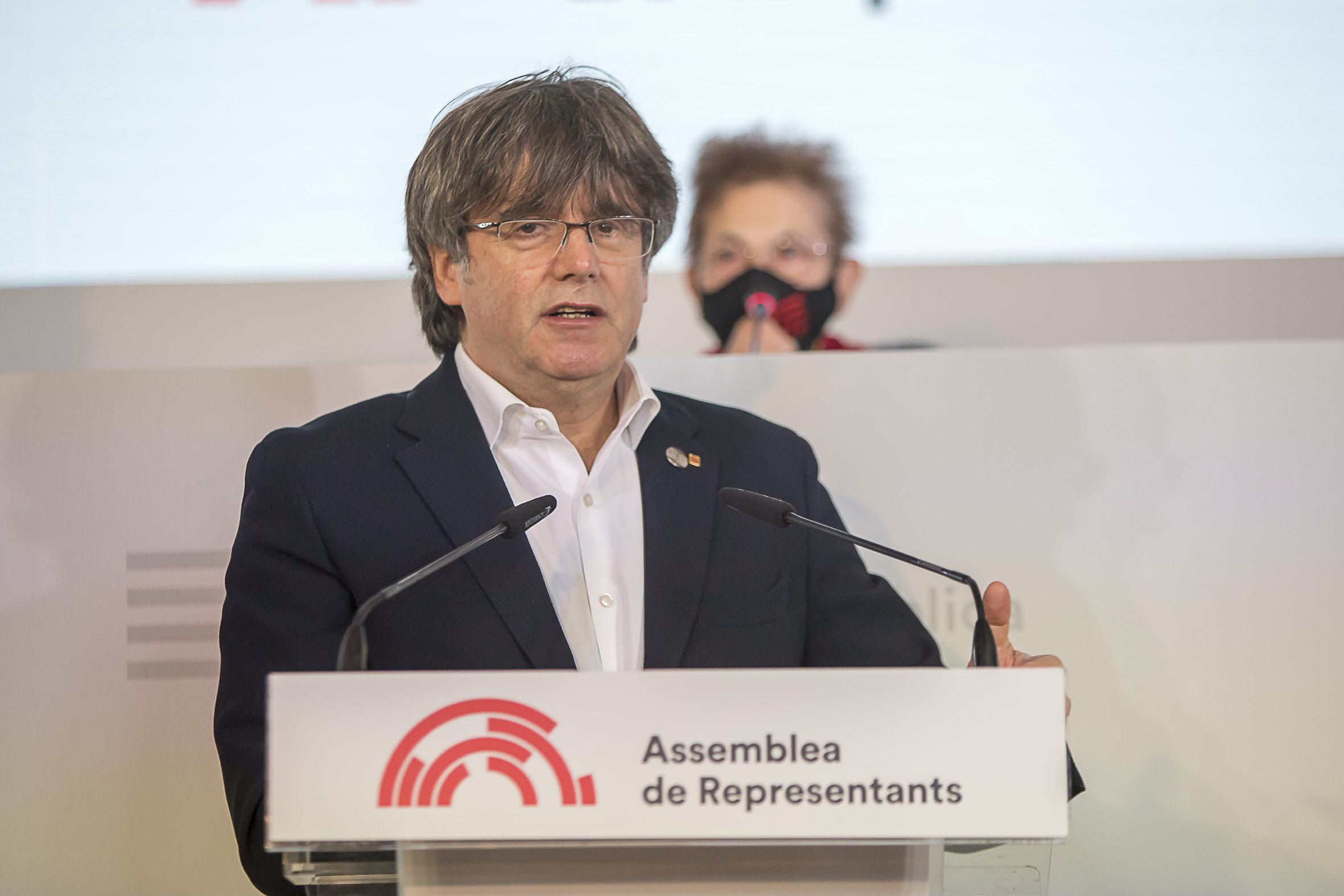 Carles Puigdemont en una Assemblea de Representants del Consell de la República (fotografia: Albert Salamé).