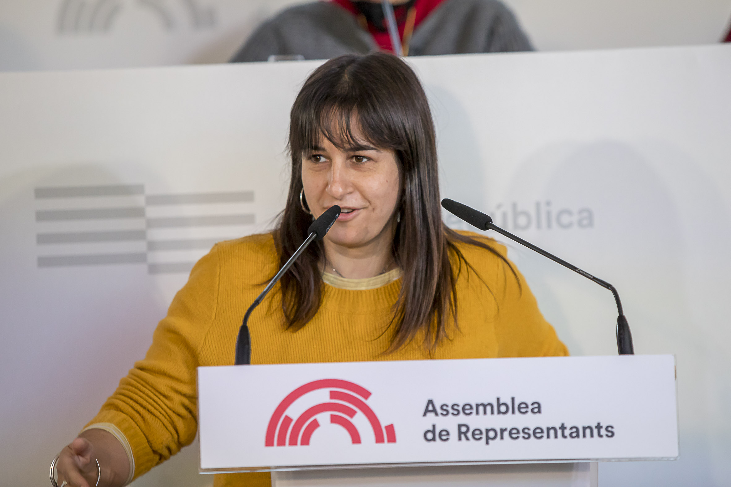 Ona Curto, durant l'Assemblea de Representants del novembre del 2021 (fotografia: Albert Salamé).