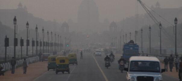nova delhi confinament contaminacio