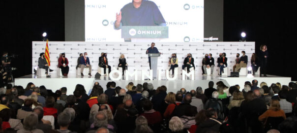 Imatge d'arxiu del president d'Òmnium Cultural, Xavier Antich, en un acte a la Farga de l'Hospitalet de Llobregat