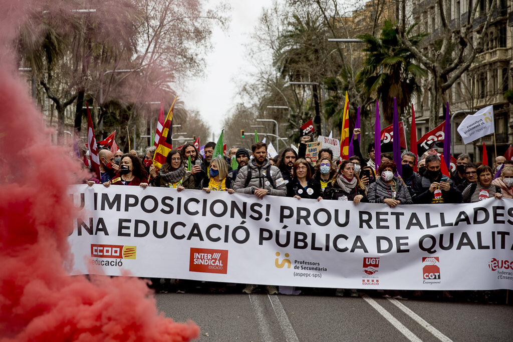 Vaga escolar a Catalunya: quins dies convoquen aturades els professors?