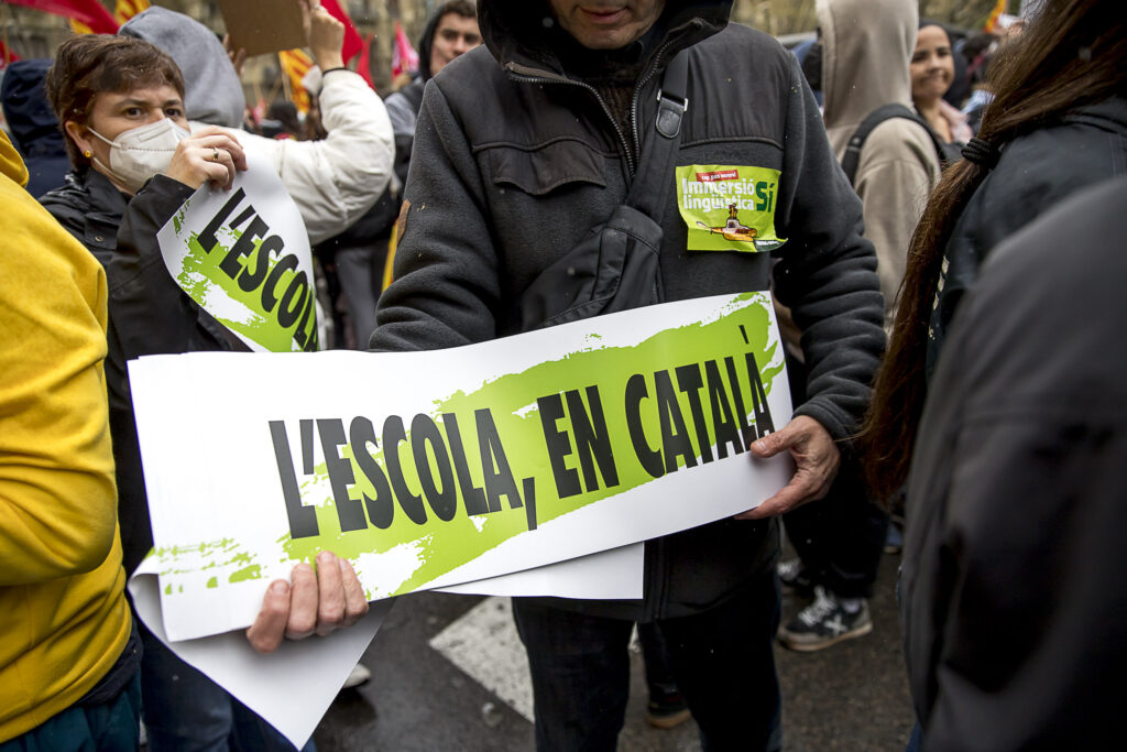 El TSJC llança un altre missatge d’hostilitat contra l’escola catalana i desballesta l’eina per a blindar-la
