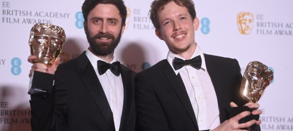Jordi Morera (esquerra) i Antonin Niclass (dreta), guanyadors del premi Bafta amb 'Do not feed the pigeon'.