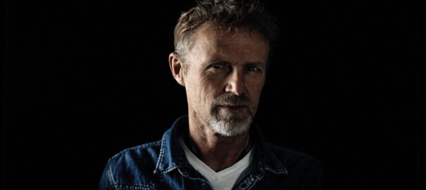 L'escriptor Jo Nesbø. Fotografia: Stian Broch.