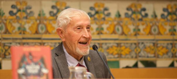 Josep Vallverdú el dia del seu homenatge a l’Institut d'Estudis Catalans (foto de Joan Rosell).