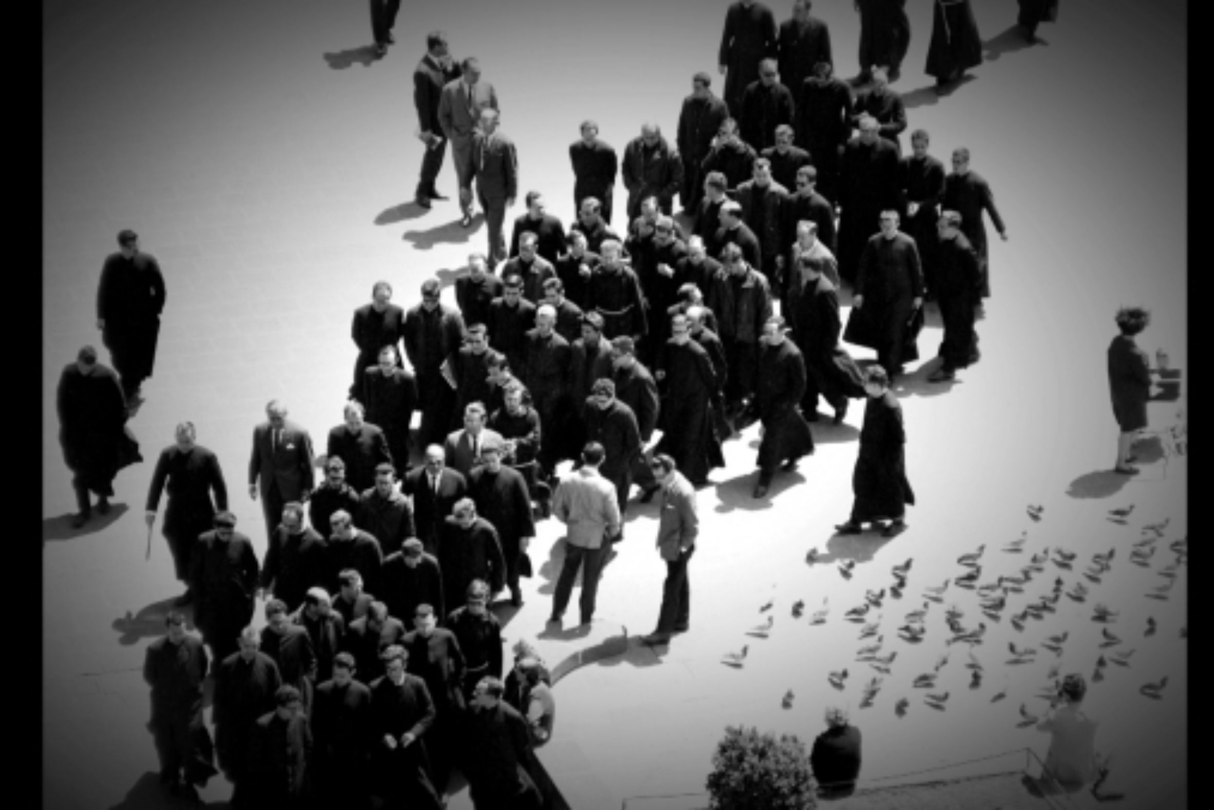 “Quina una que n’has armat, malparit”: l’artífex de la manifestació dels capellans torna a la Via Laietana