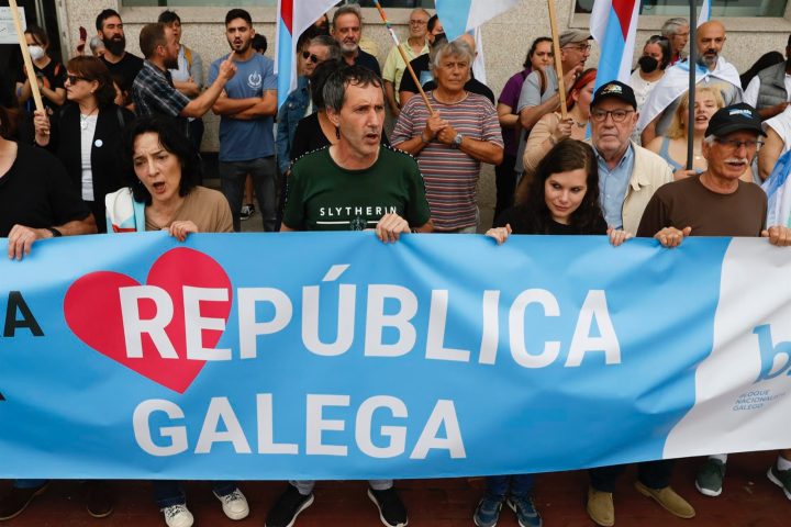 Protesta a Sanxenxo contra l'ex-rei d'Espanya