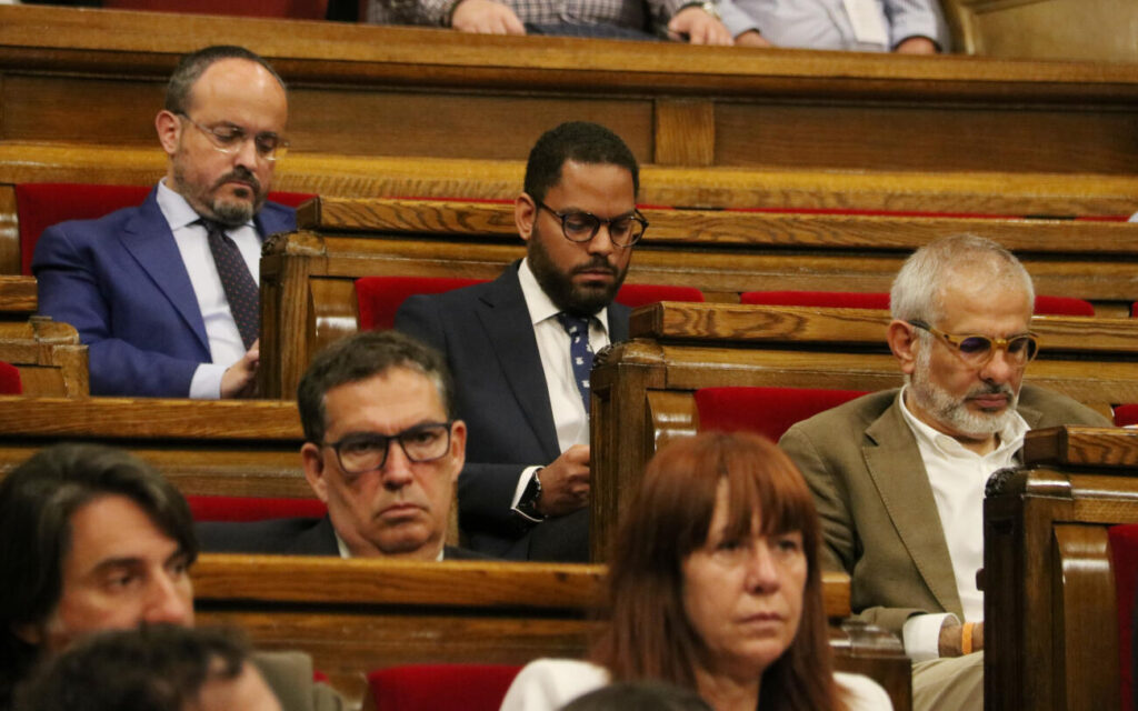 “Disculpeu, qui sou?”: Els polítics, grans desconeguts de les eleccions a Catalunya