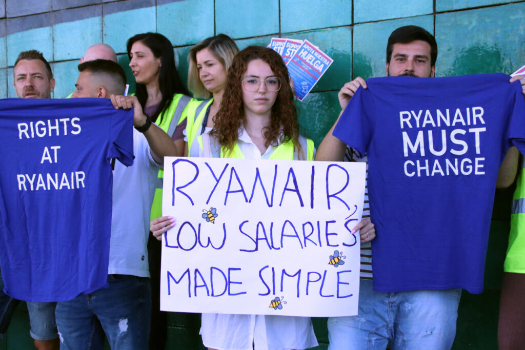 Els aeroports de Palma i Barcelona, els més afectats per la vaga de tripulants de Ryanair